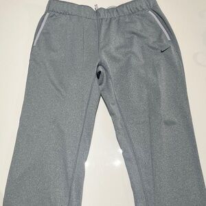 Nike Gray Men's Sweatpants with Contrast Pocket Trim joggers